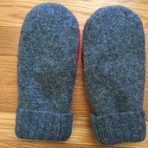 Gray/Red Felted Shetland Wool Mittens from Crew Recycled Sweater - Picture 3 of 4